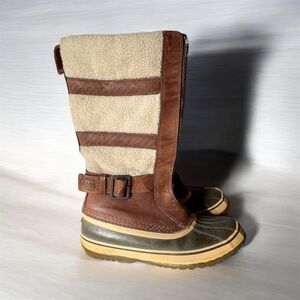 Sorel | 'Helen of Tundra II' Winter Boots